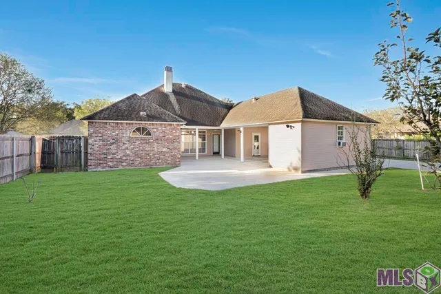 $355,000 | 3162 Riverway Drive, Baton Rouge, LA 70820