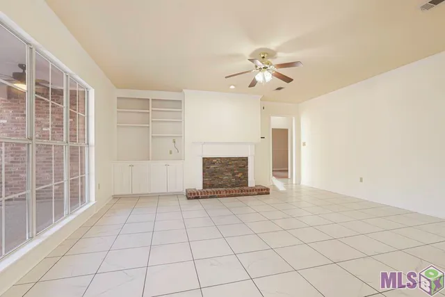 $355,000 | 3162 Riverway Drive, Baton Rouge, LA 70820