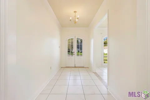 $355,000 | 3162 Riverway Drive, Baton Rouge, LA 70820