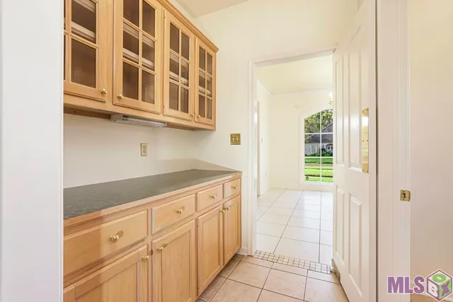 $349,900 | 3162 Riverway Drive, Baton Rouge, LA 70820