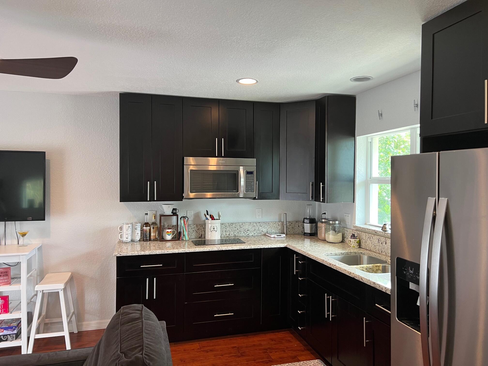 925 Laurel Road North Palm Beach, FL 33408 - Photo 29 of 39 GH Kitchen