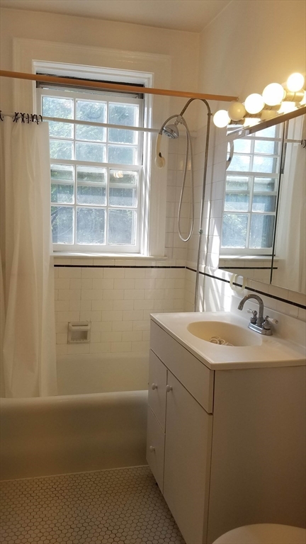 77 Martin Street, Unit 6 Cambridge, MA 02138 - Photo 17 of 20