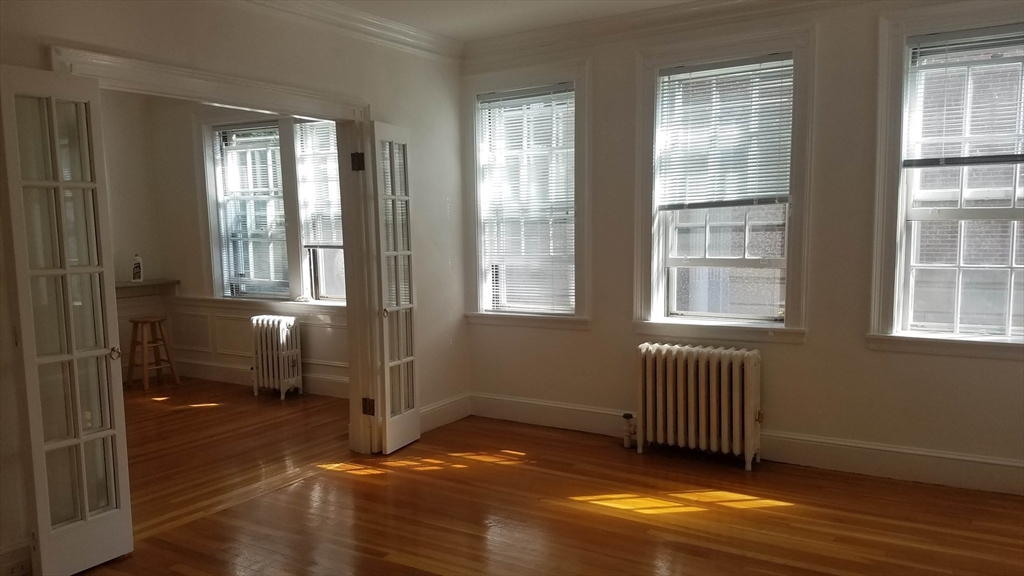 77 Martin Street, Unit 6 Cambridge, MA 02138 - Photo 6 of 20