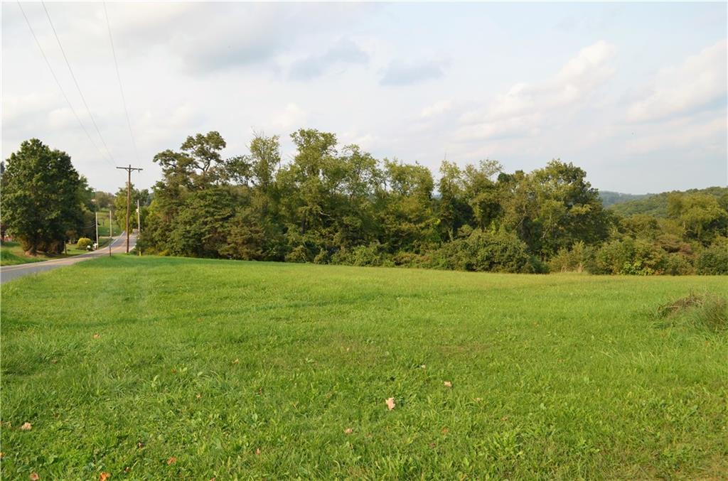 2720 Ridge Road Natrona Heights, PA 15065 - Photo 4 of 24 Gallery Image 4