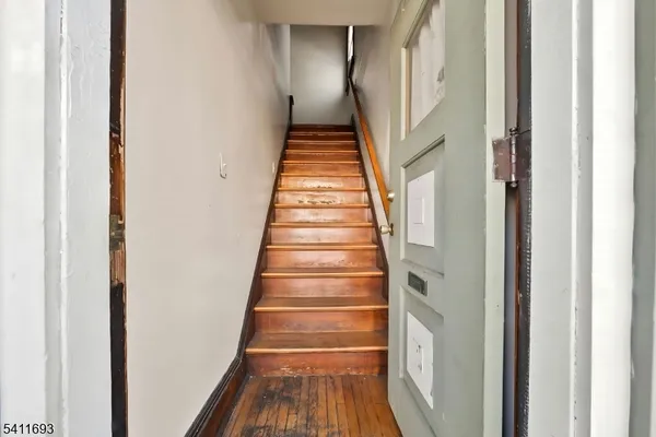 a view of entryway