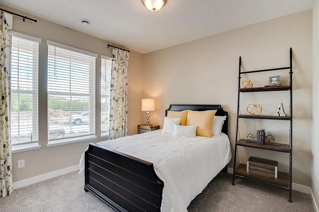 $695,100 | 1604 Oak Creek Pass, Chaska, MN 55318