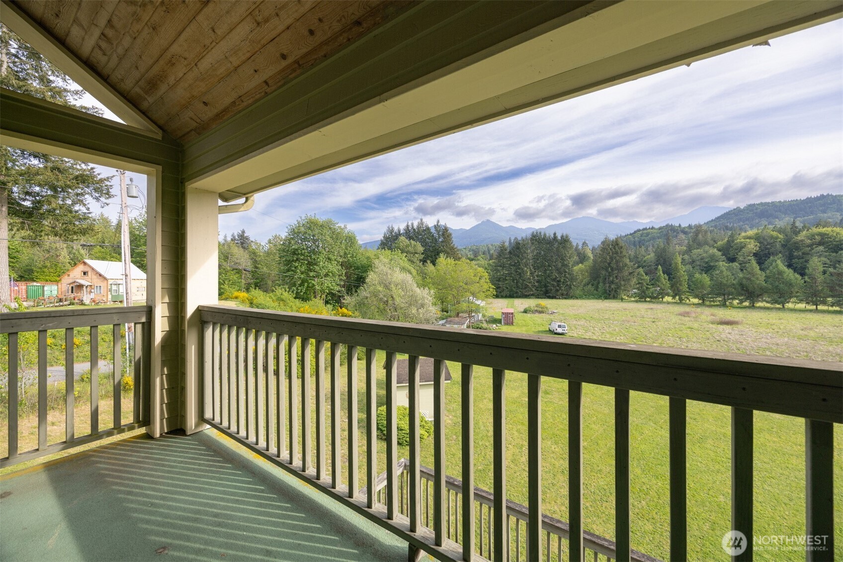 8120 Gordon Road Concrete, WA 98237 - Photo 33 of 37