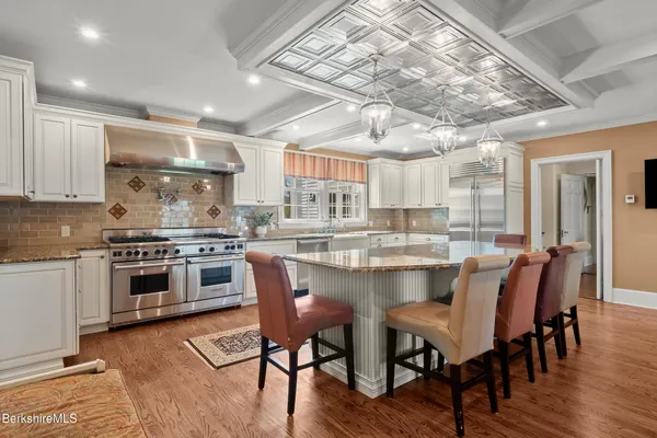 $2,390,000 | 500 Williams Street, Pittsfield, MA 01201