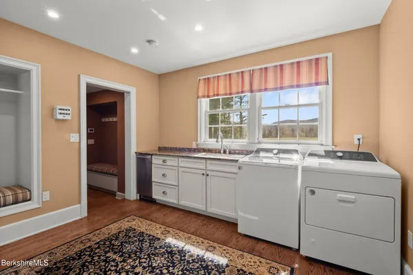 $2,390,000 | 500 Williams Street, Pittsfield, MA 01201