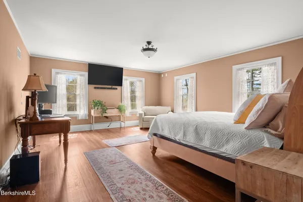 $2,390,000 | 500 Williams Street, Pittsfield, MA 01201