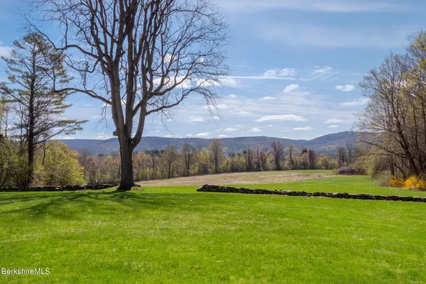 $2,390,000 | 500 Williams Street, Pittsfield, MA 01201