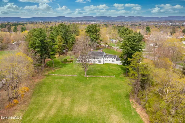 $2,390,000 | 500 Williams Street, Pittsfield, MA 01201