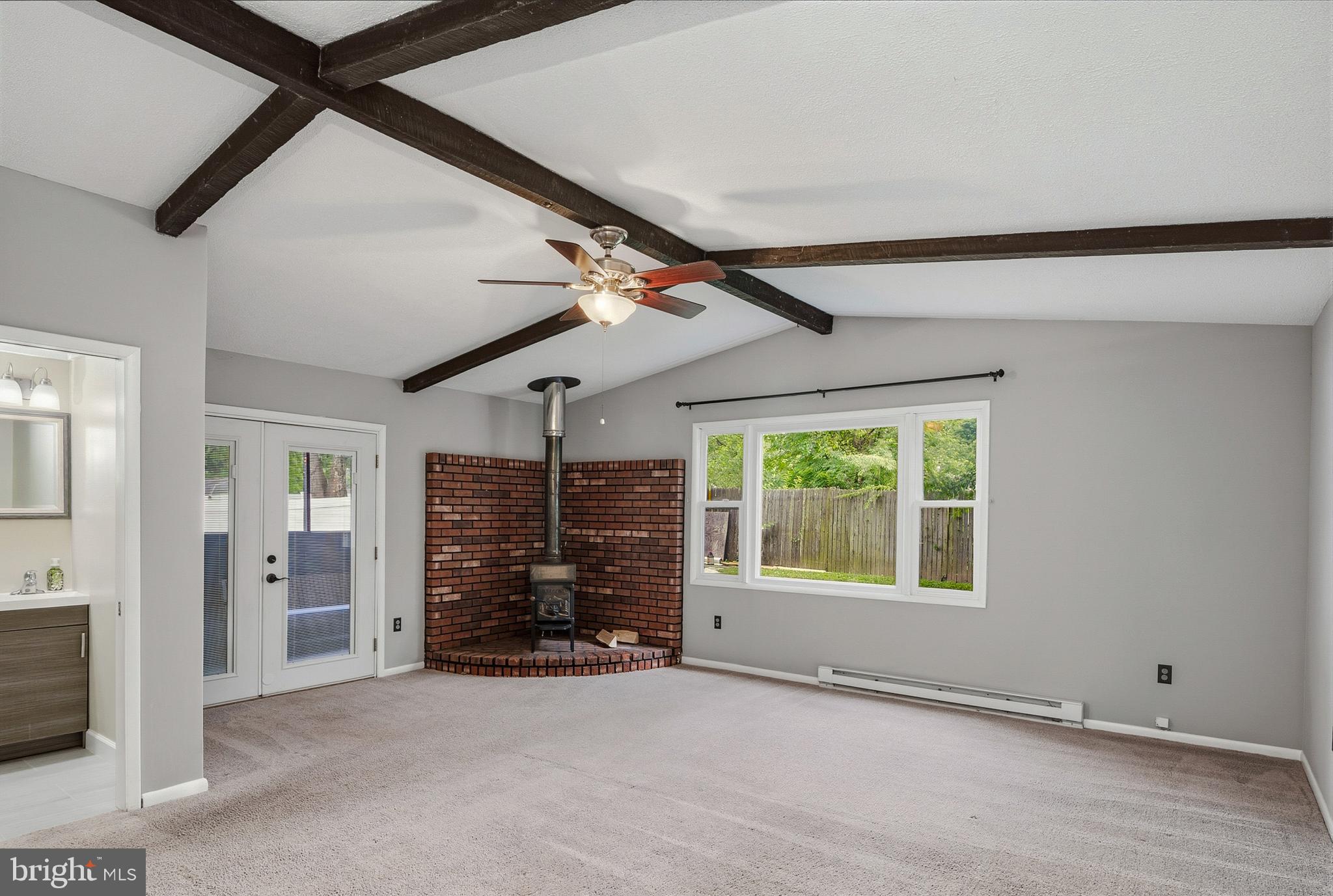 1332 Tenbrook Road Odenton, MD 21113 - Photo 12 of 39 Family Room