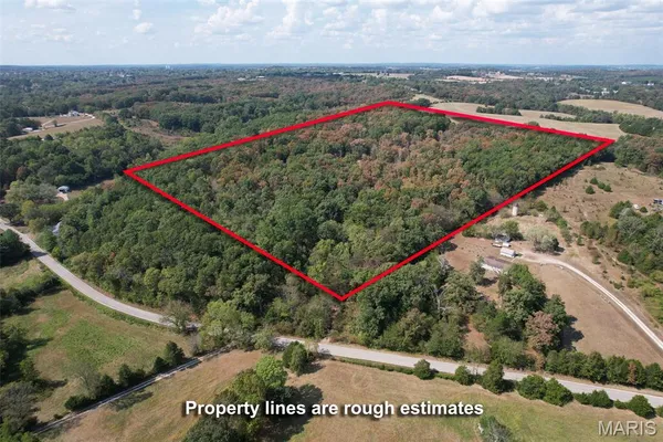 $385,000 | 1557 Mill Hill Road, St. Clair, MO 63077