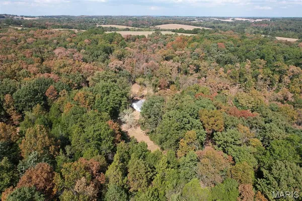 $385,000 | 1557 Mill Hill Road, St. Clair, MO 63077