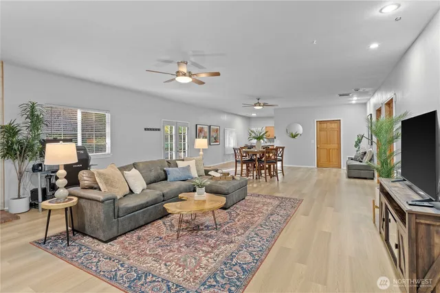 $1,750,000 | 13311 Southeast 290th Street, Auburn, WA 98092