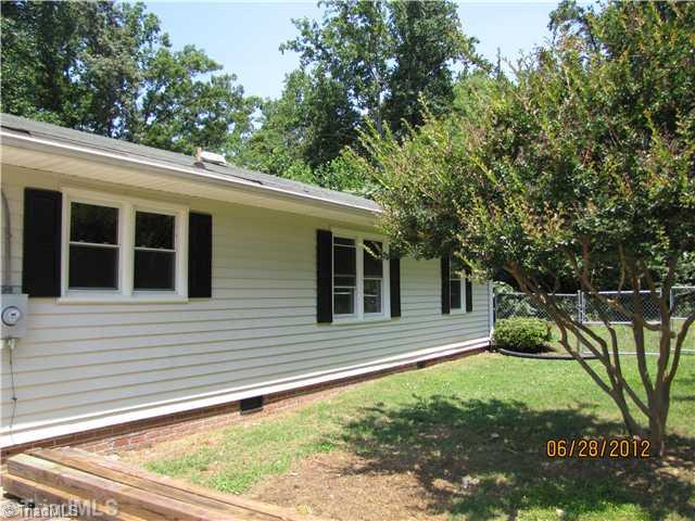 122 Virginia Road Lexington, NC 27295 - Photo 13 of 16 Exterior Back.