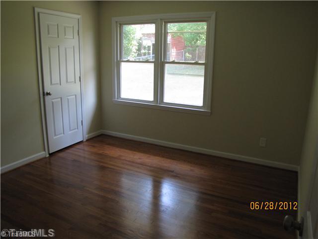 122 Virginia Road Lexington, NC 27295 - Photo 9 of 16 3rd Bedroom.