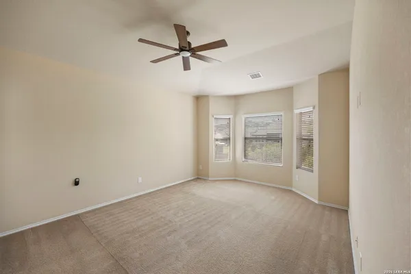 $2,700 | 25839 Big Bluestem, San Antonio, TX 78261