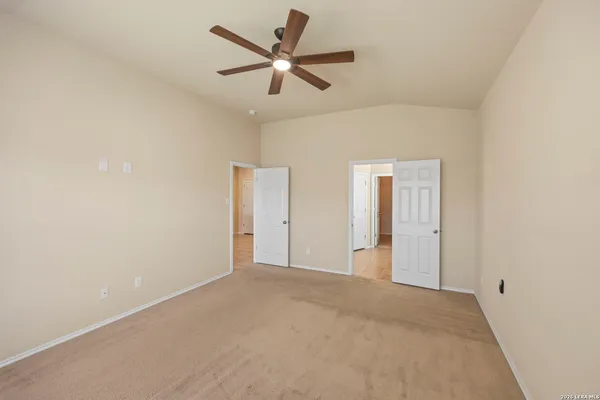 $2,700 | 25839 Big Bluestem, San Antonio, TX 78261