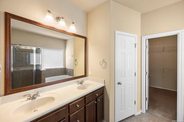 $2,700 | 25839 Big Bluestem, San Antonio, TX 78261