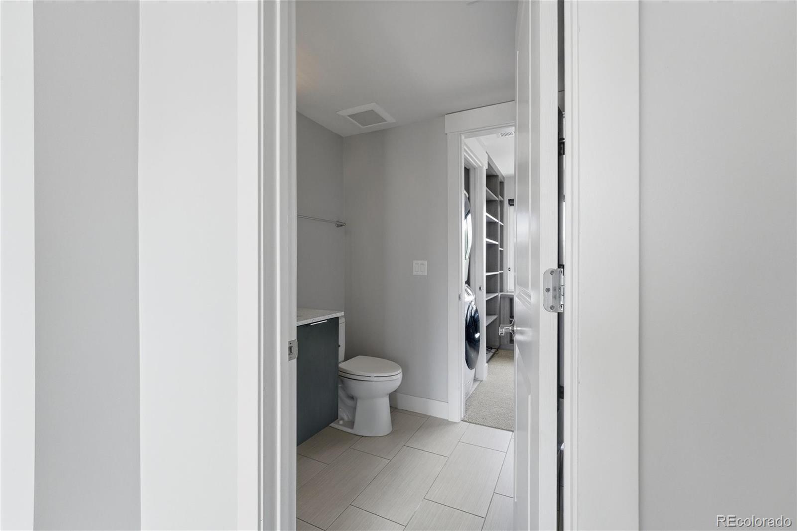 3181 Lawrence Street Denver, CO 80205 - Photo 43 of 48