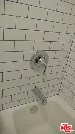 $3,150 | 252 Hampton Drive, Unit A, Venice, CA 90291