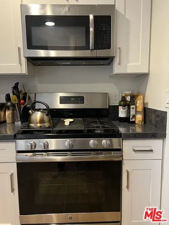 $3,150 | 252 Hampton Drive, Unit A, Venice, CA 90291