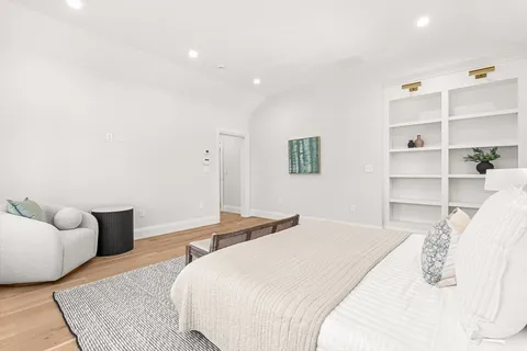 $3,795,000 | 12 Bird Hill Avenue, Wellesley Hills, MA 02481