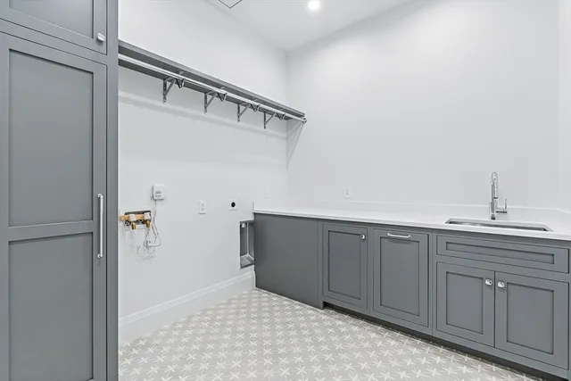 $3,895,000 | 12 Bird Hill Avenue, Wellesley, MA 02481