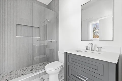 $3,895,000 | 12 Bird Hill Avenue, Wellesley, MA 02481