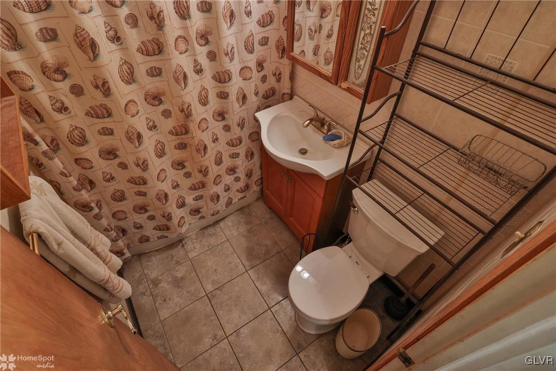 3027 Cornwall Road Bethlehem, PA 18017 - Photo 8 of 15 Gallery Image 8