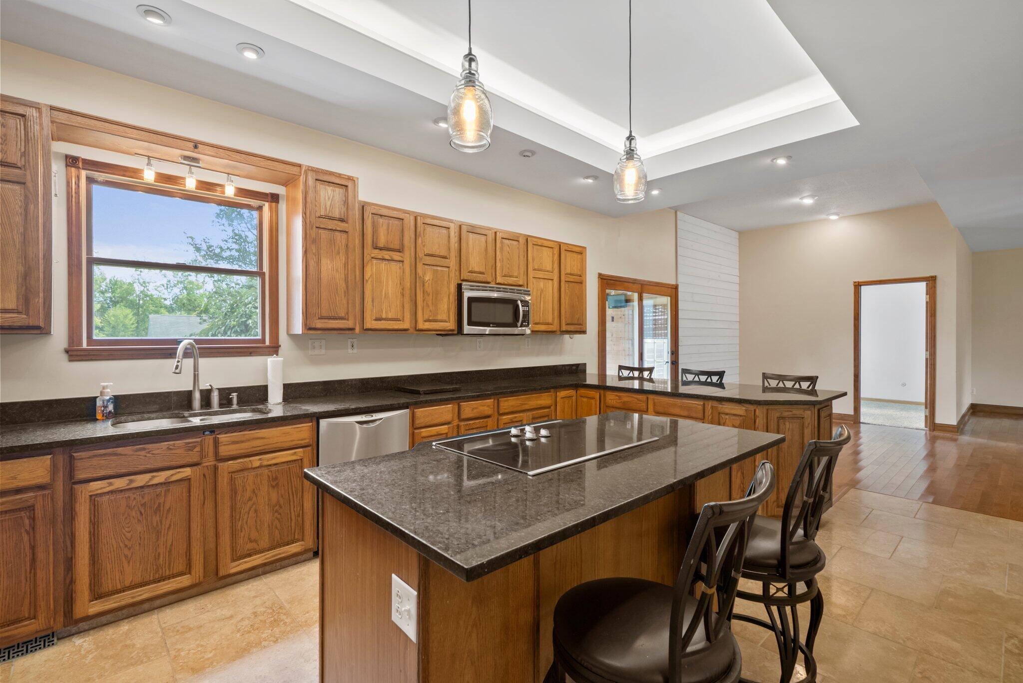 5373 Summit Road Southwest Pataskala, OH 43062 - Photo 17 of 89 Kitchen