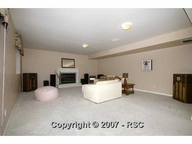 18290 Martingale Road Monument, CO 80132 - Photo 11 of 14 Gallery Image 11