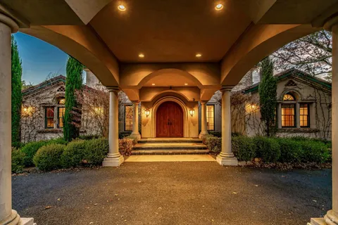 $2,950,000 | 405 London Way, Sonoma, CA 95476