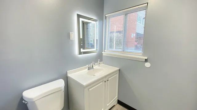 $189,999 | 2633 Hawthorne Lane, Unit B, Flossmoor, IL 60422