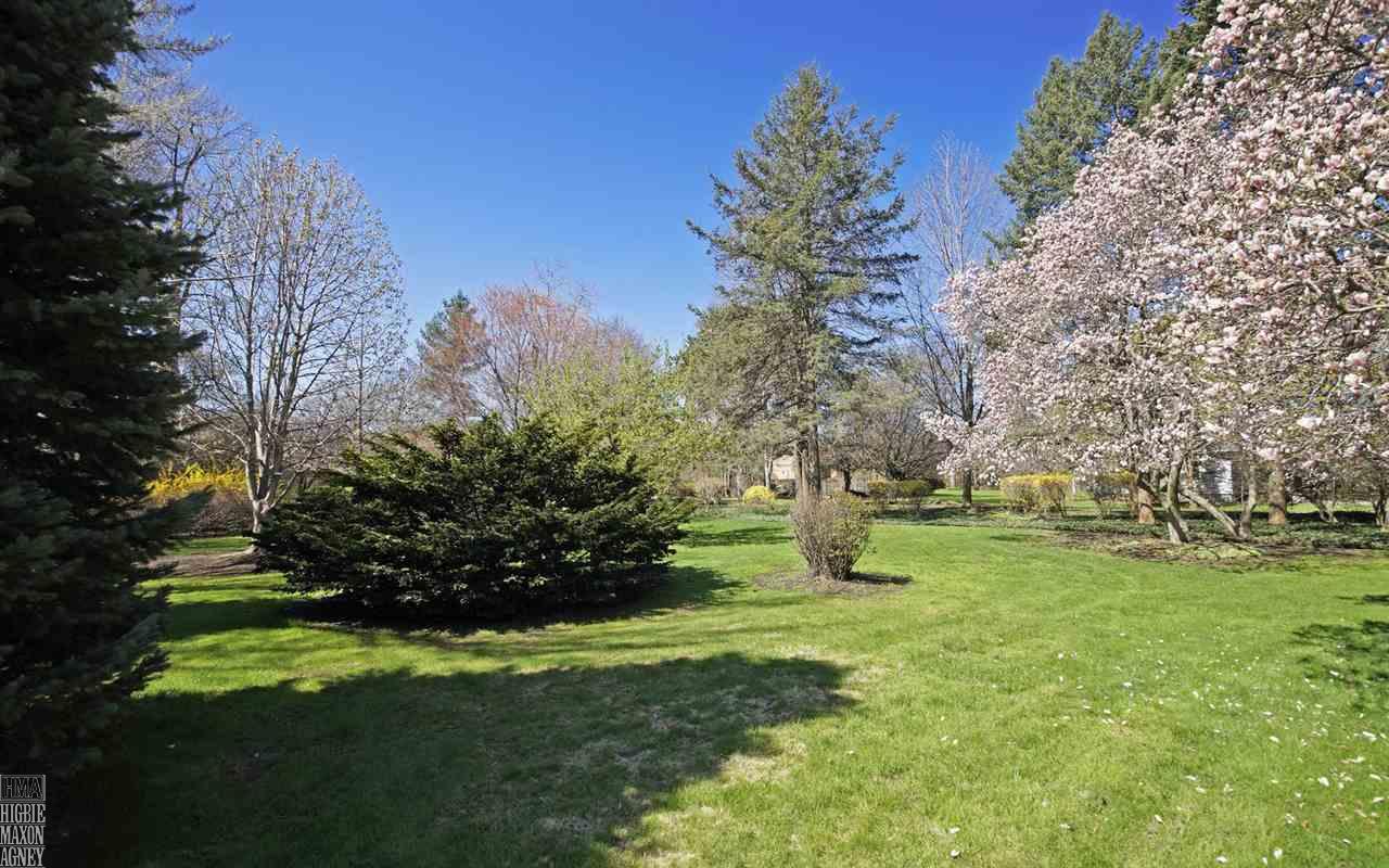 55 South Deeplands Road Grosse Pointe Shores, MI 48236 - Photo 22 of 30