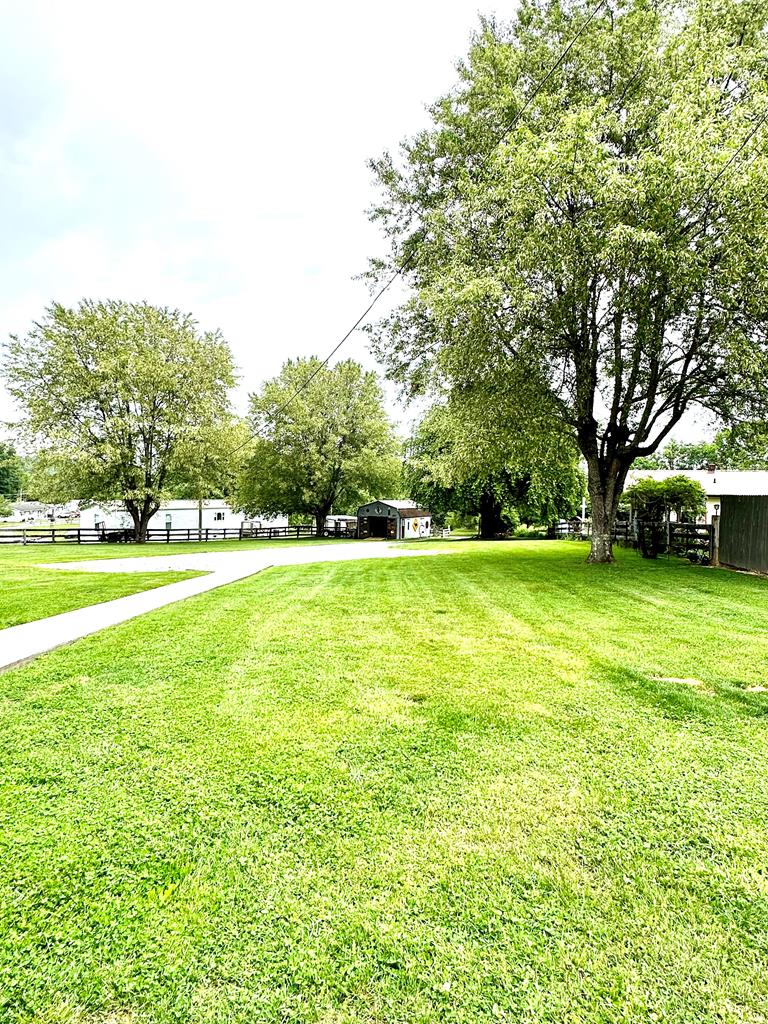 622 Thompson Road Marion, VA 24354 - Photo 32 of 48 Gallery Image 32