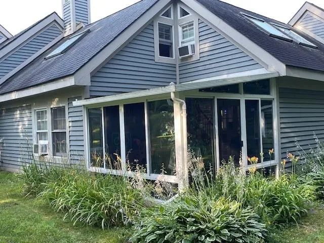 $318,000 | 93 B Heritage Hill Cir Place, Rutland Town, VT 05701