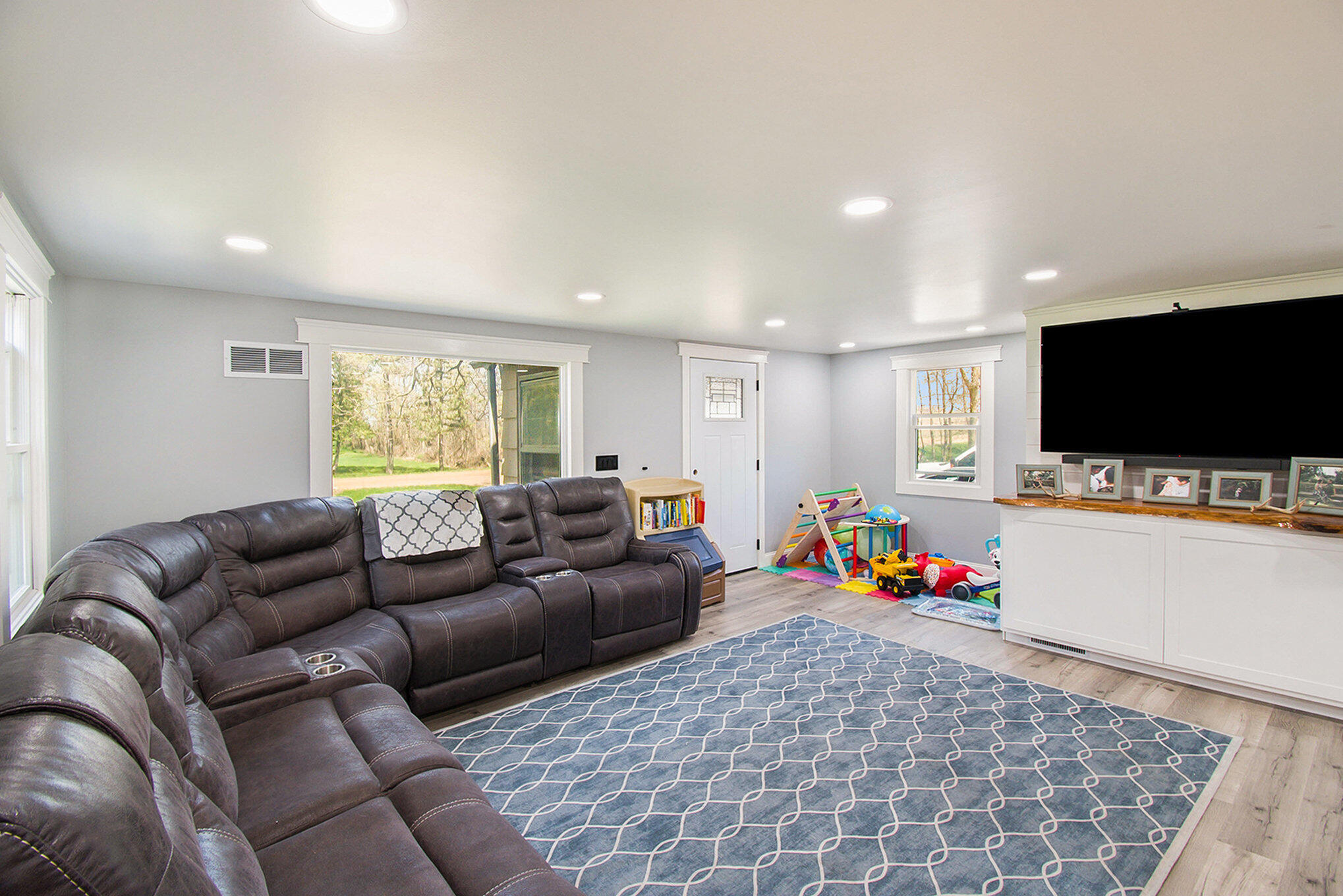 7505 West Chadwick Road Dewitt, MI 48820 - Photo 4 of 17 004__ndp1467