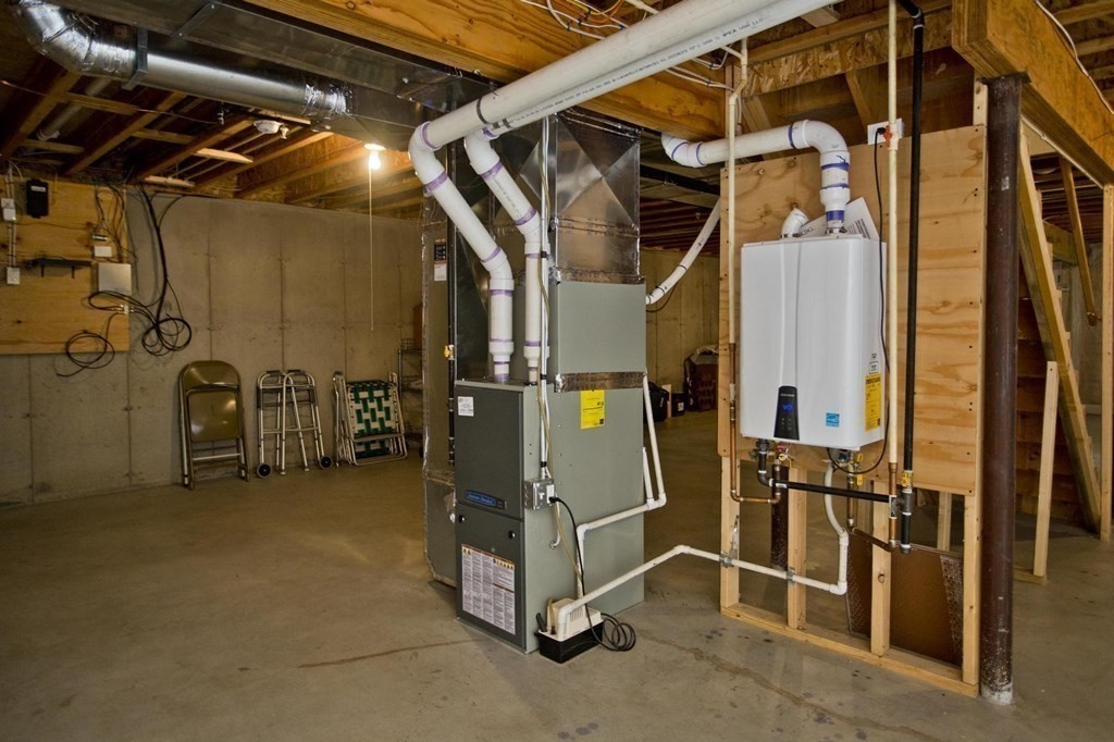 73 Beech Hill Road, Unit 73 West Springfield, MA 01089 - Photo 25 of 29 a view of a room with gym equipment