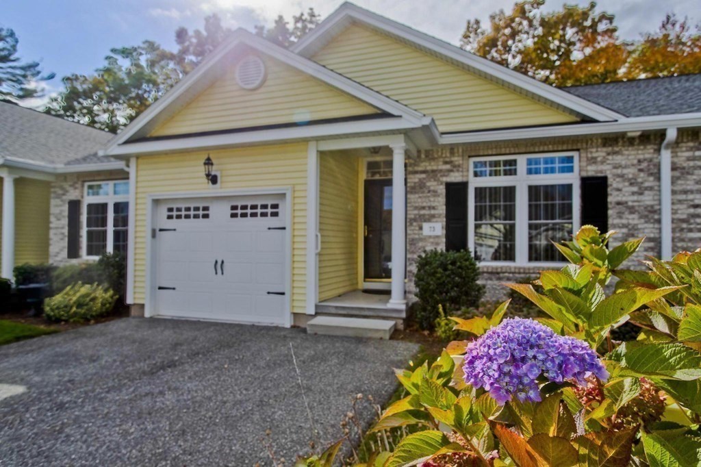 73 Beech Hill Road, Unit 73 West Springfield, MA 01089 - Photo 28 of 29 a front view of a house
