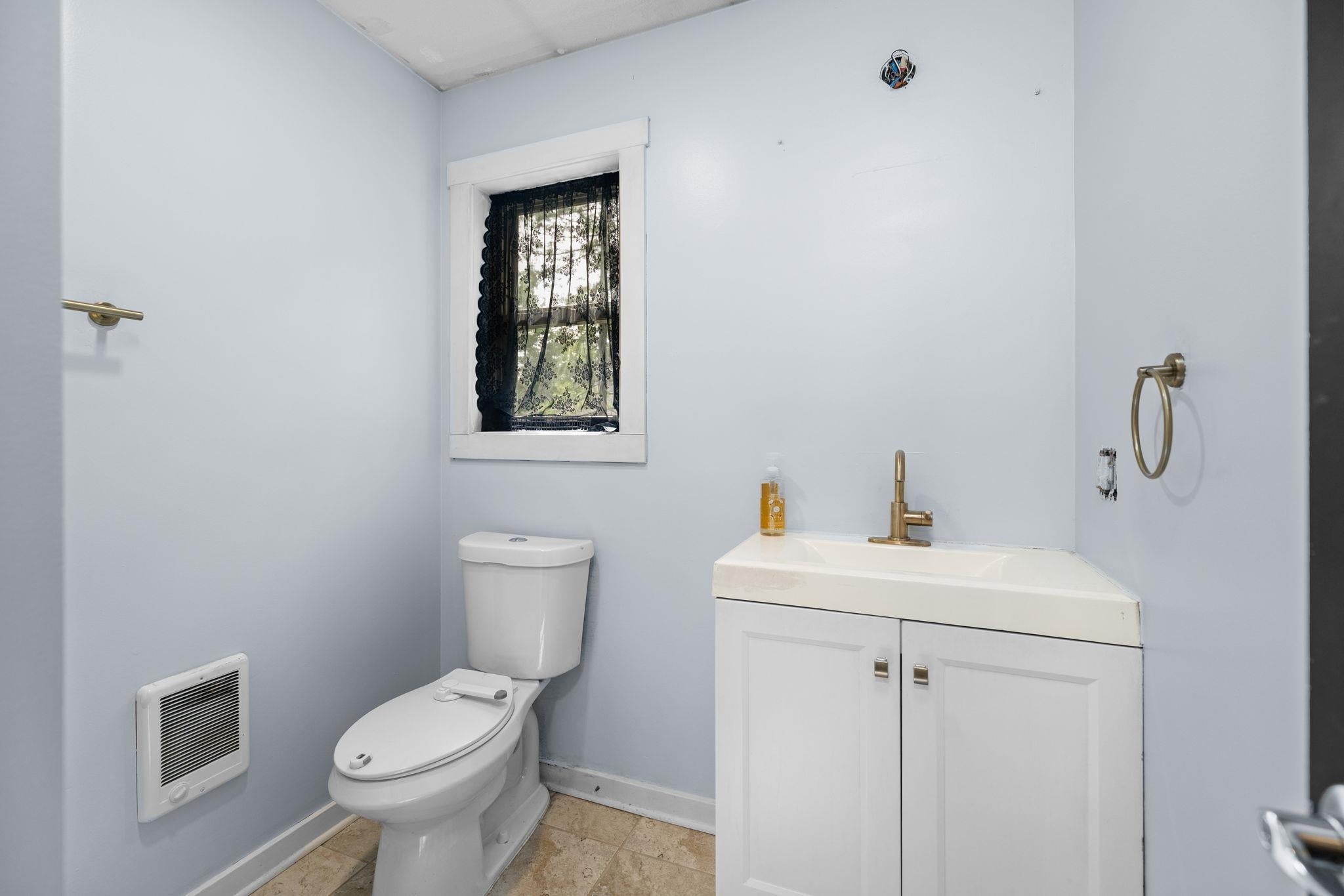 5305 Trager Road Traverse City, MI 49696 - Photo 13 of 34 Gallery Image 13