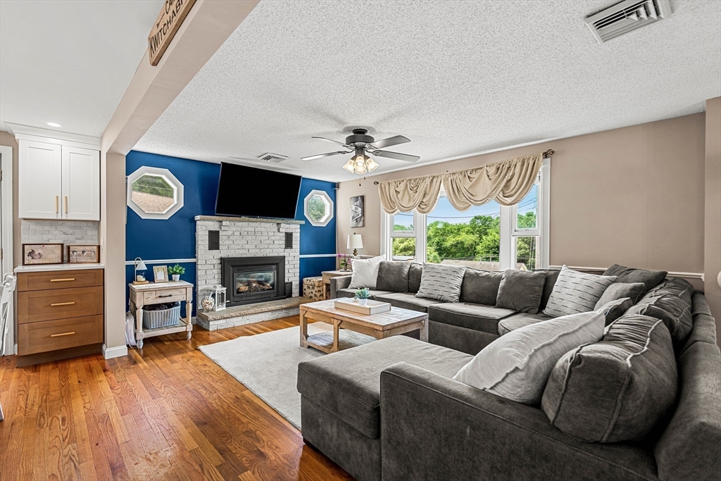 16 Marianne Road Lynn, MA 01904 - Photo 9 of 34