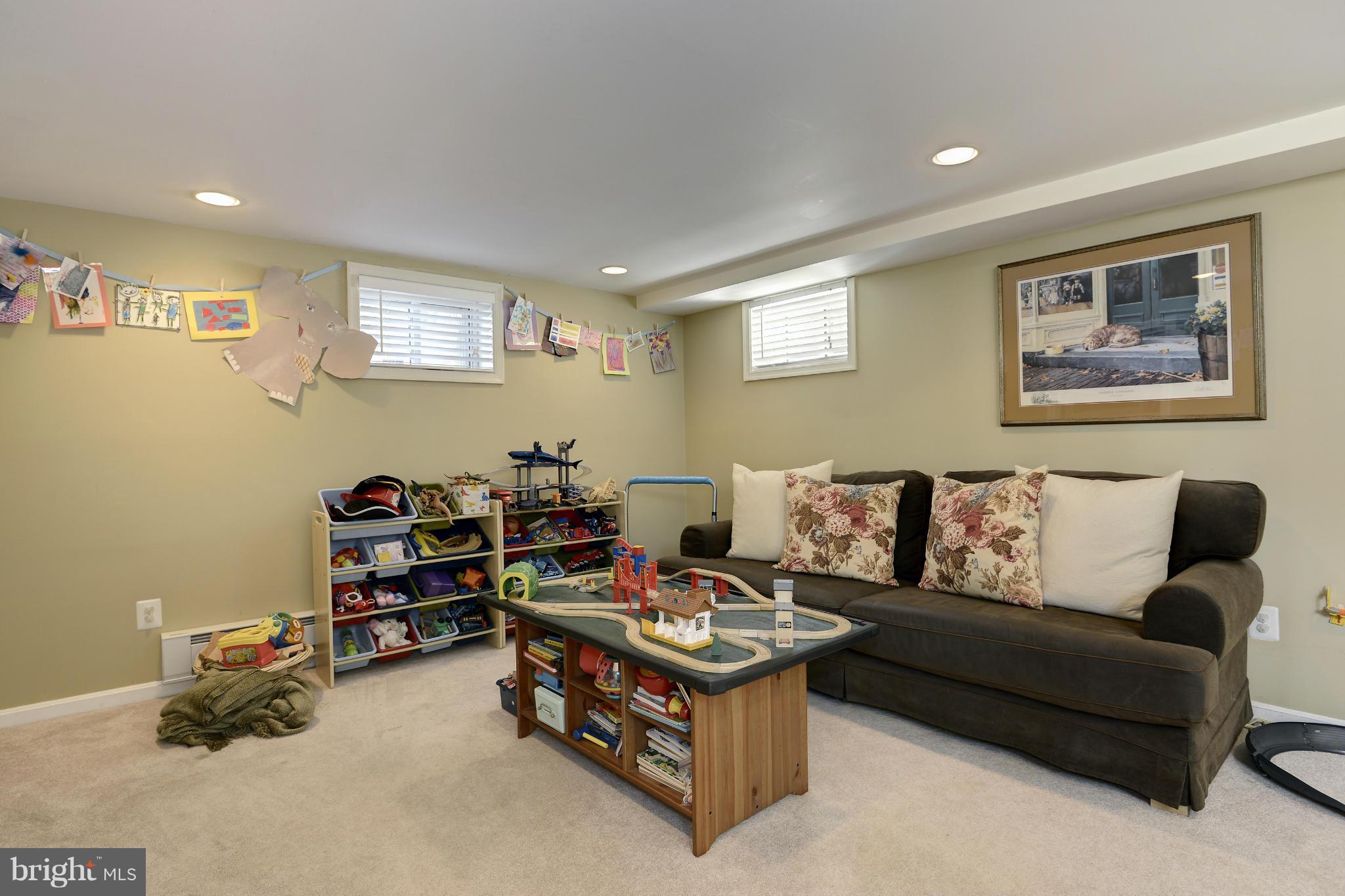 8506 Grubb Road Chevy Chase, MD 20815 - Photo 10 of 20 Family Room