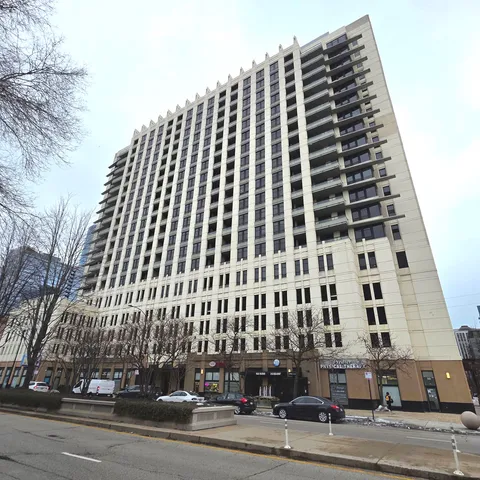 $317,500 | 1255 South State Street, Unit 1017, Chicago, IL 60605