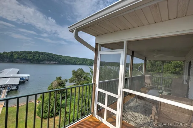 $335,000 | 521 Park Pl Drive, Unit 4E, Kaiser, MO 65047