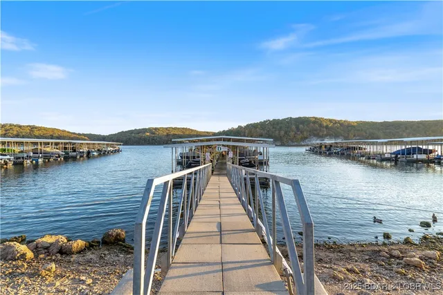 $335,000 | 521 Park Pl Drive, Unit 4E, Kaiser, MO 65047