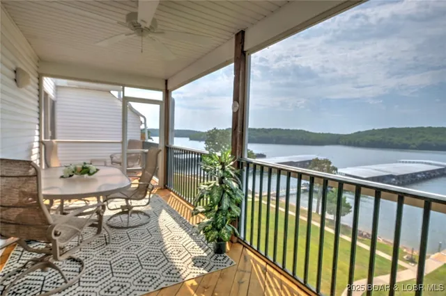 $335,000 | 521 Park Pl Drive, Unit 4E, Kaiser, MO 65047