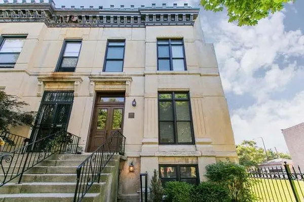 $2,600 | 3313 South Calumet Avenue, Unit G, Chicago, IL 60616